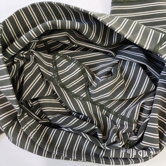 Glyder Sultry Figure Enhancing‎ Leggings Womens L Moss Oatmilk Striped Active - Picture 8 of 10